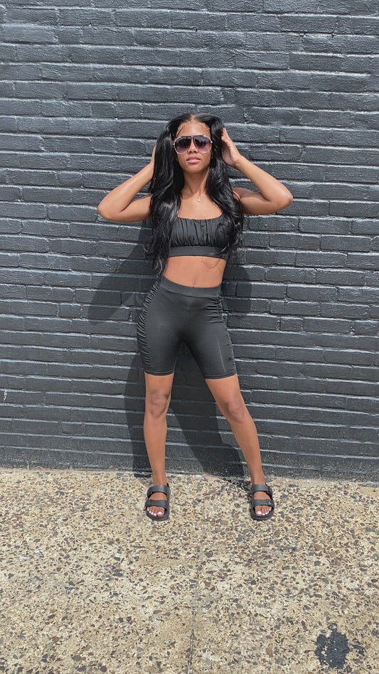 Chloe 2 piece in Black